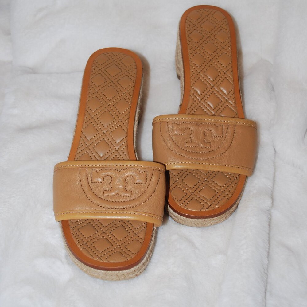 ☀️Fabulous Tory Burch Quilted Fleming Slides, Size 7☀️